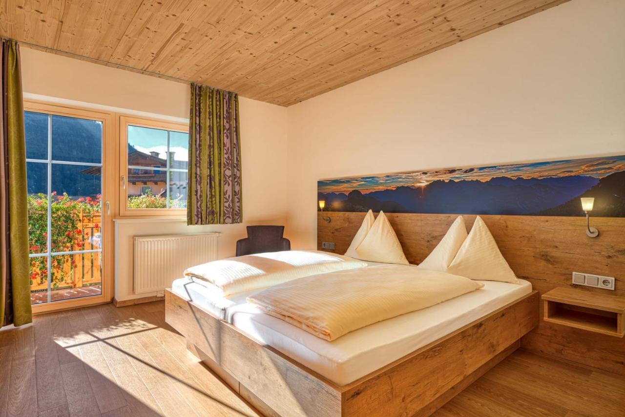 Landhotel Kirchenwirt Unken Eksteriør bilde